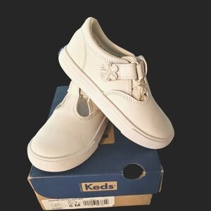 New Toddler Girls Keds 8
